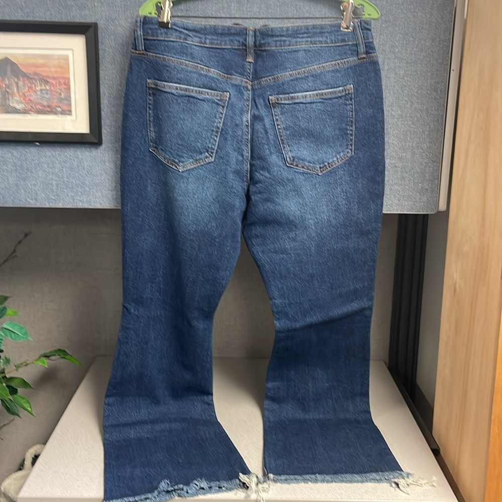 Dark wash distressed flare jeans - Picture 4 of 8